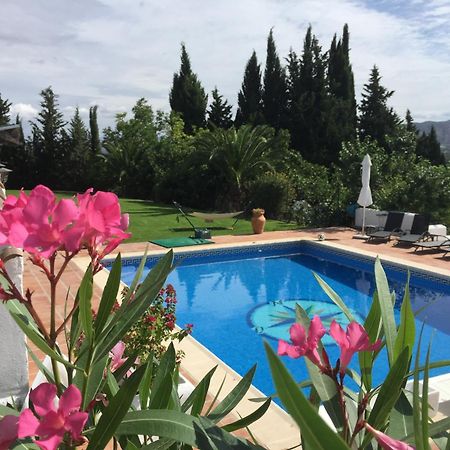 Cortijo Andaluz Bed & Breakfast Alhaurin el Grande Exterior photo